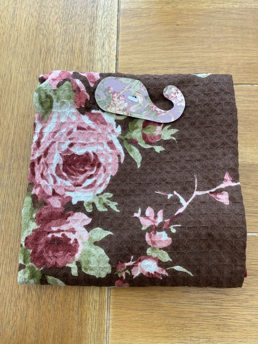 NWT April Cornell Cottage Rose Floral Brown Waffle Weave Kitchen Towel